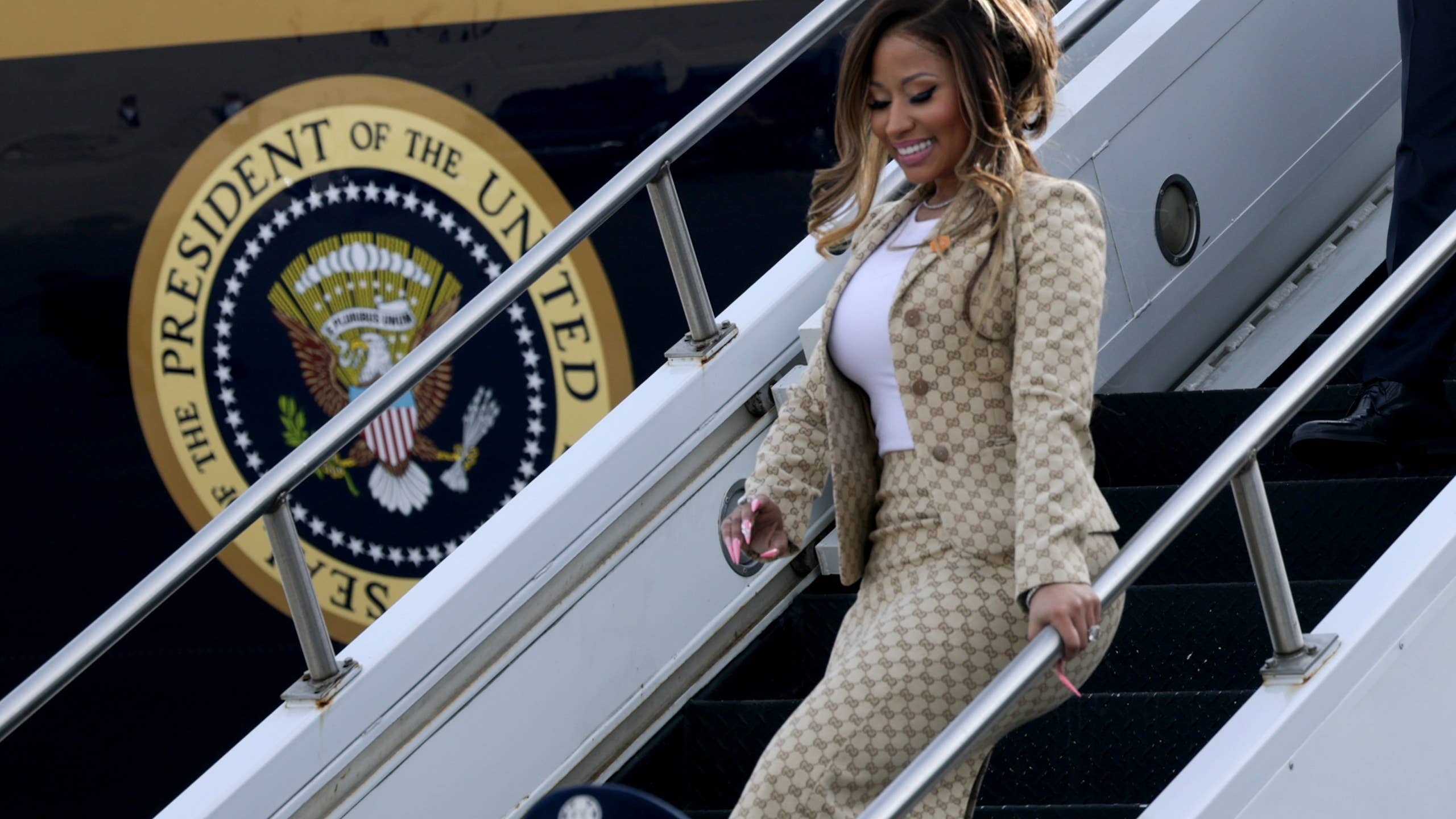 Nicki Minaj Citizenship: Can She Vote in the 2026 US Midterm Elections?